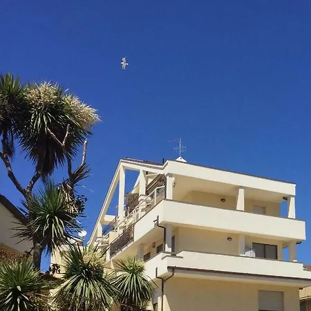 Casa vacanze Splendido Ultimo Piano Vista Mare Lido *